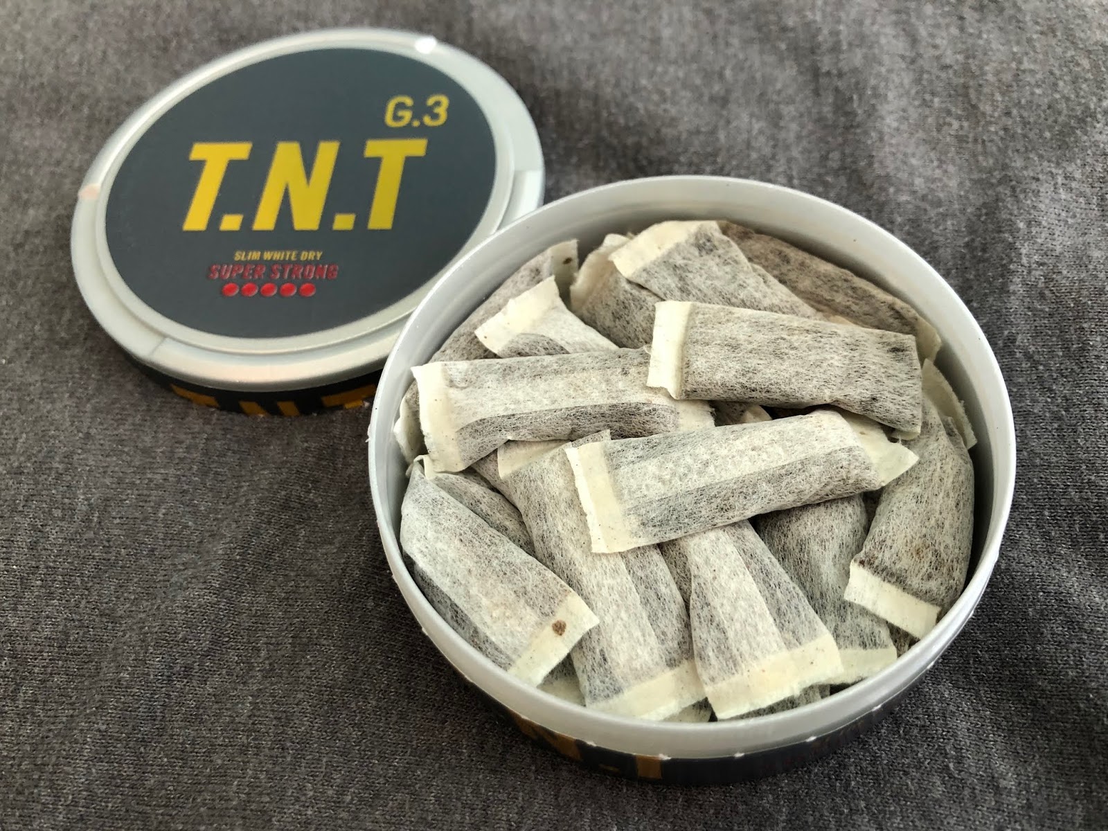 Снюс 79265465375 снусго. T.N.T Slim White Dry super strong. C10h14n2 снюс. Снюс Мальборо. G.3 super Slim White strong.